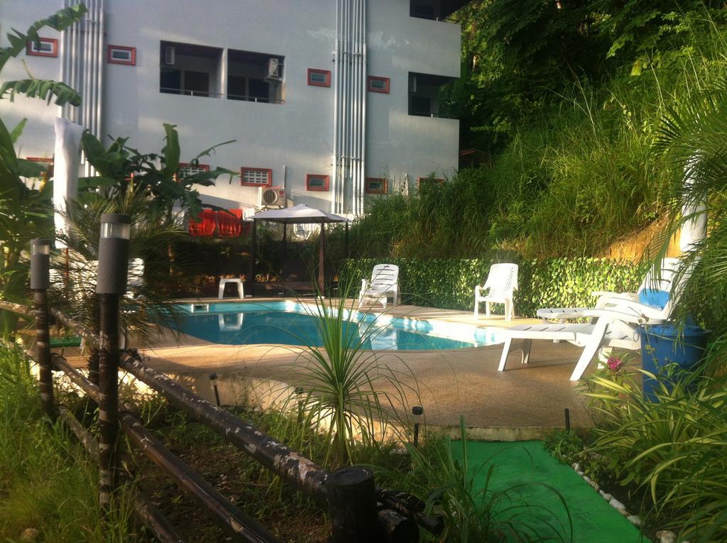 Feng Shui House Hotel Patong Bagian luar foto
