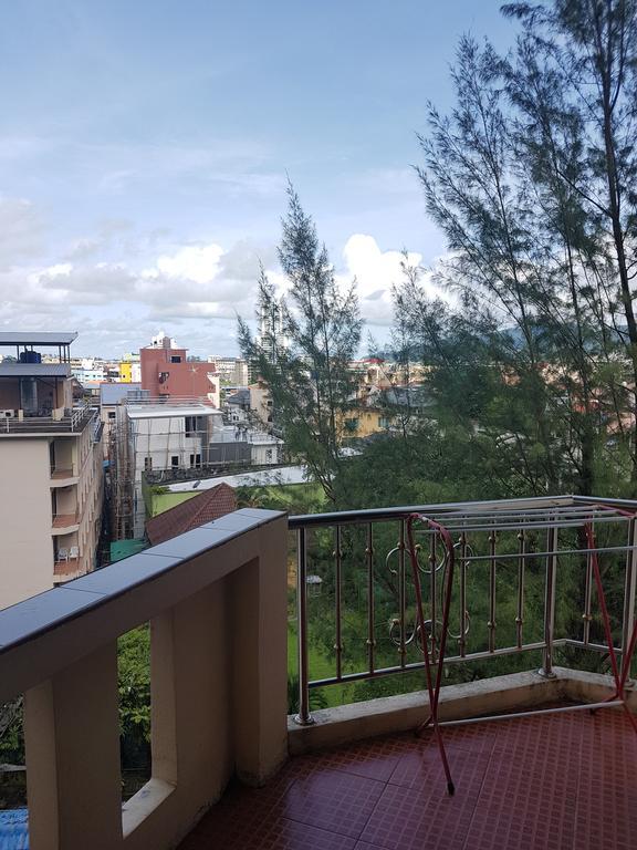 Feng Shui House Hotel Patong Bagian luar foto