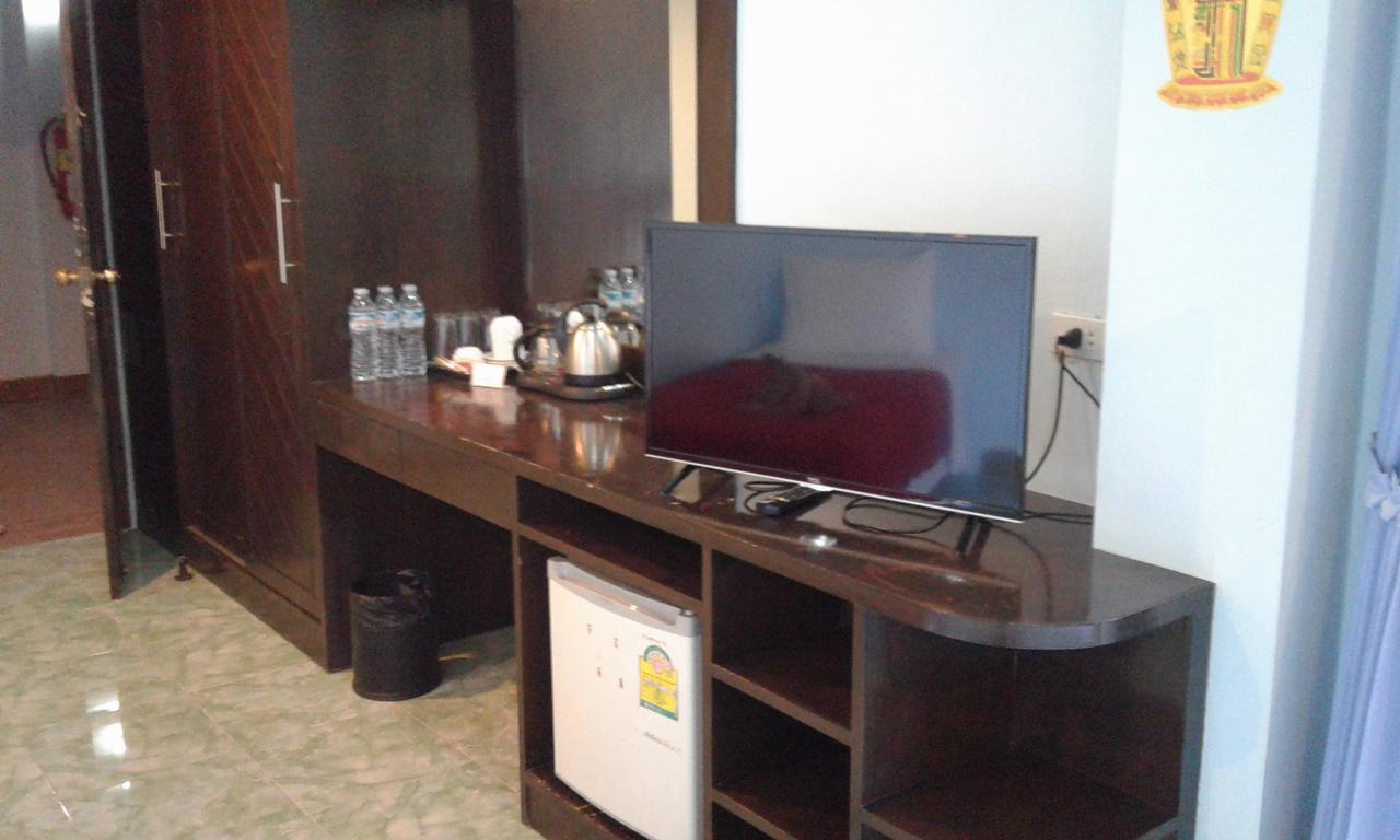 Feng Shui House Hotel Patong Bagian luar foto