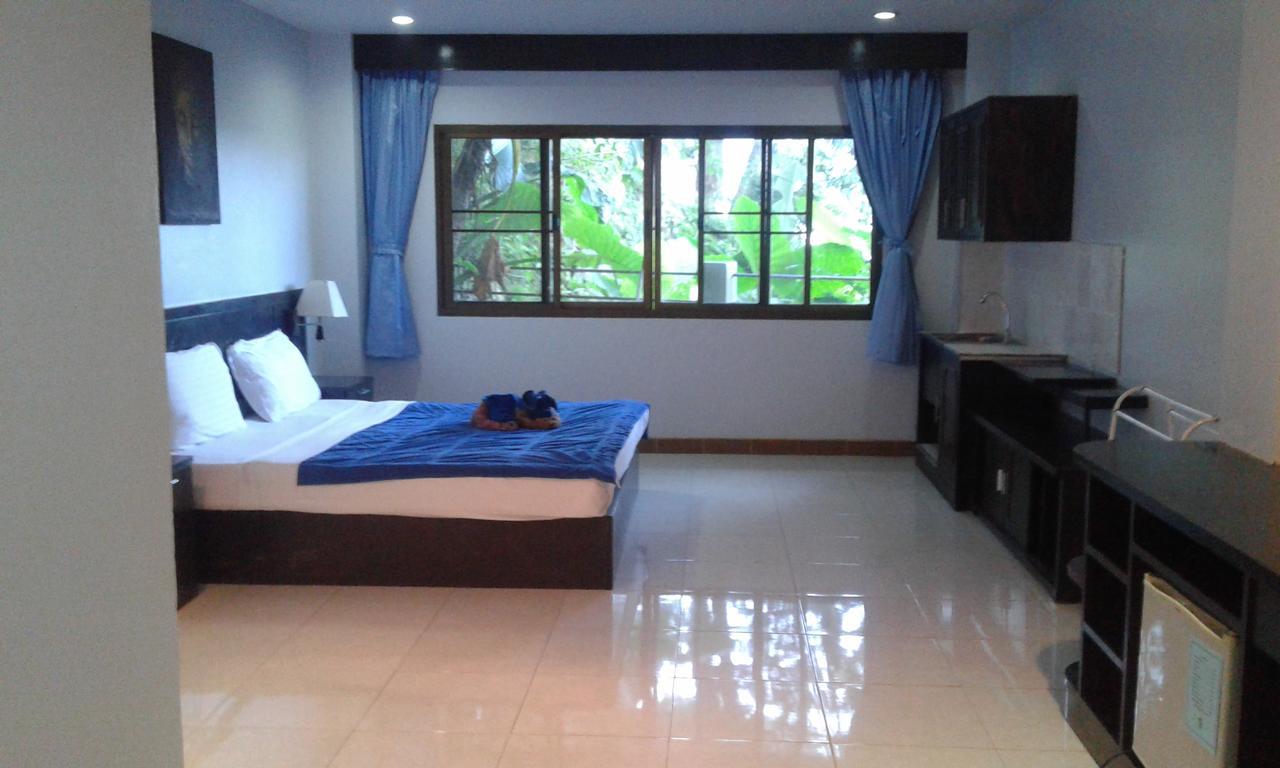 Feng Shui House Hotel Patong Bagian luar foto