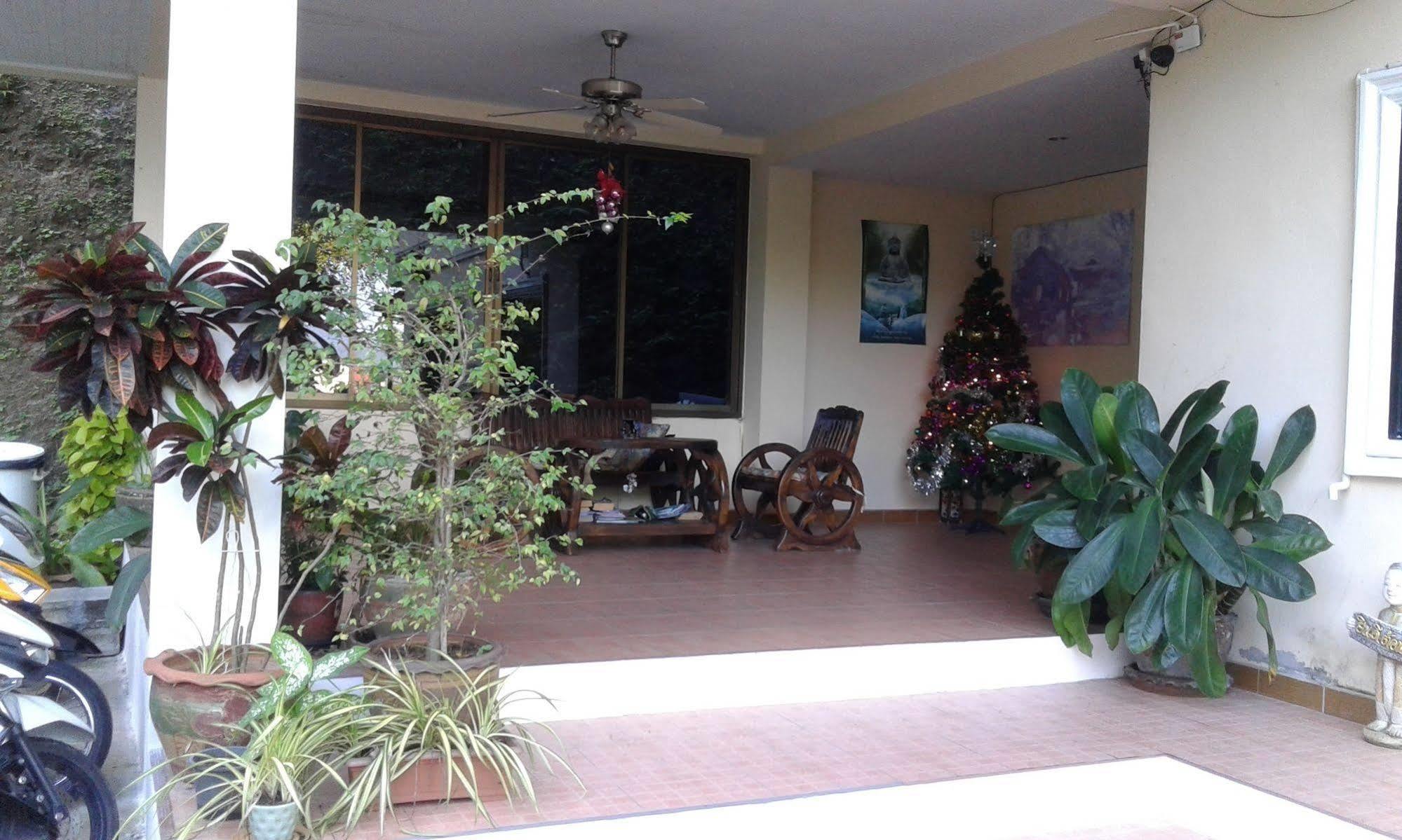 Feng Shui House Hotel Patong Bagian luar foto